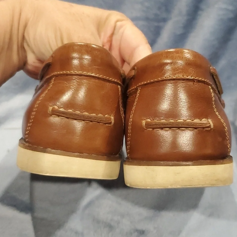Vionic brown leather boat dock shoes Lloyd